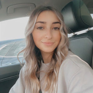 Meet your Posher, Ashley